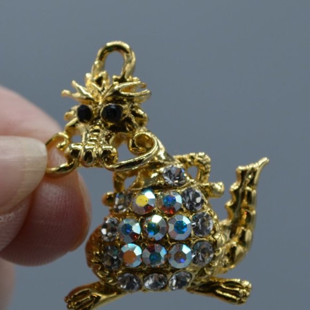 NWT 5 Charms Dragon Gem Gemstone Crystals